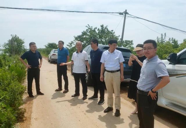 湖南君山生态渔业集团湘北水产良种场初步选址现场考察